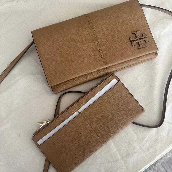 Tory Burch Bags Auth Nwt Tory Burch Mcgraw Logo Pebbled Leather Wallet Crossbody In Tan Poshmark